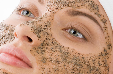 Cleanse and Exfoliate Your Skin Daily